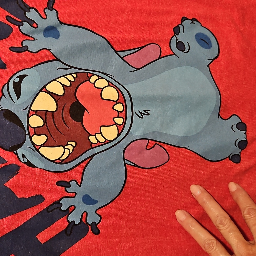Disney STITCH Hangry red short sleeve graphic tee Lg. WDW movie merch - Picture 6 of 7